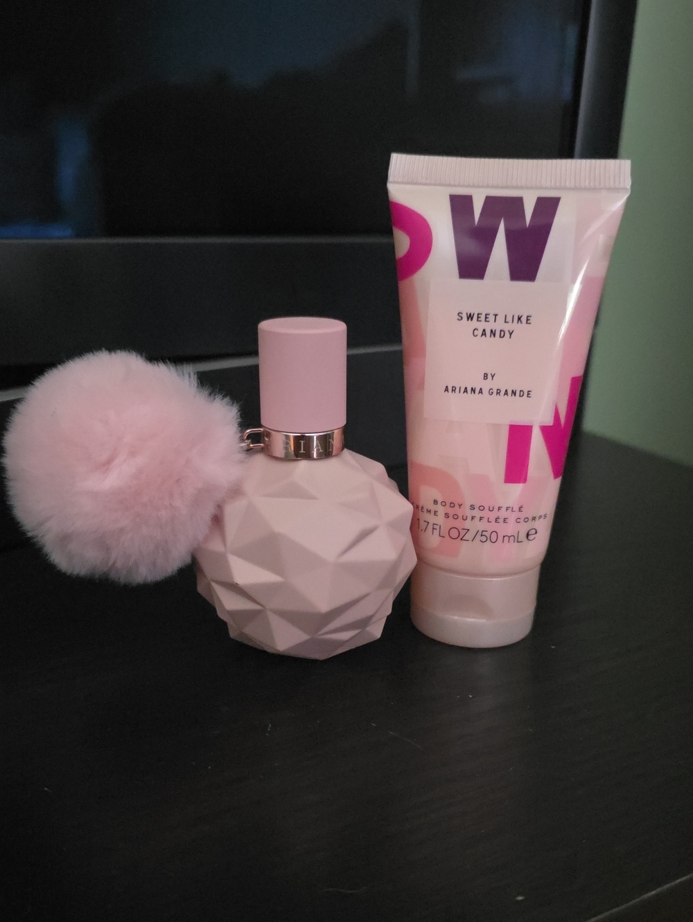 Ariana Grande Sweet Like Candy Pink Fragrance Bottle & Pink Body Soufflé Set